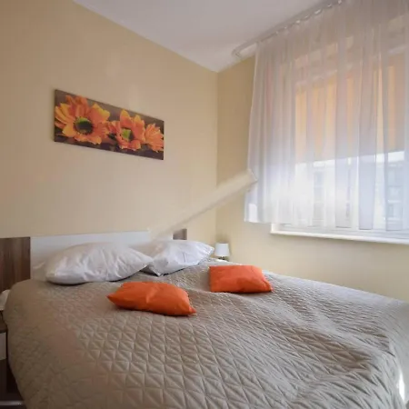 Apartment Orange